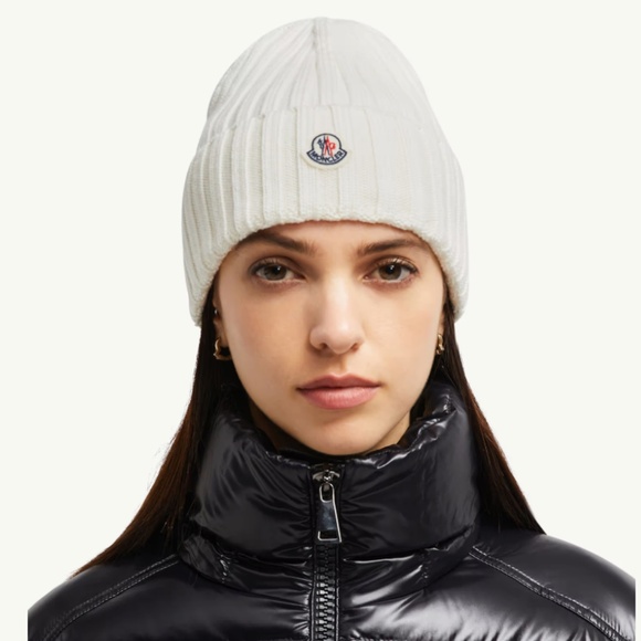 MONCLER Wool Beanie Beige Wool Warm Designer Hat Fall Winter - Picture 1 of 8